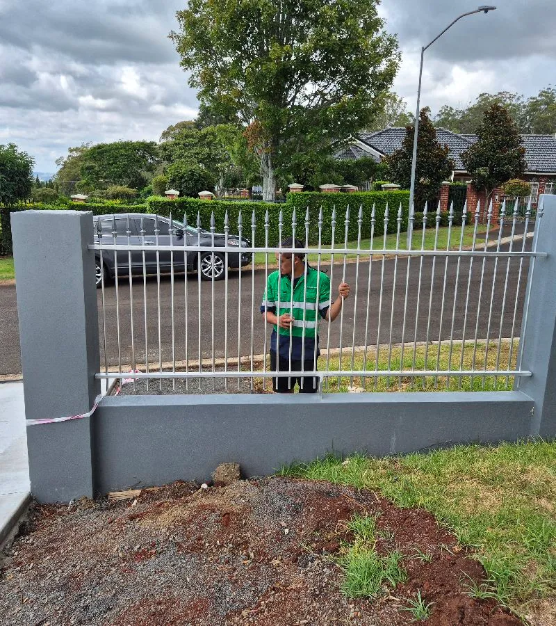 in progress Black Powder-coated Aluminium Action Shot – Gates + Fencing, Middle Ridge