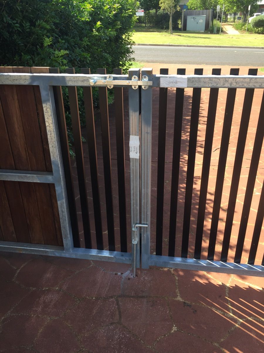 after Galvanised + Wood-look Colorbond + Galvanised Frame Sliding Gate – Gate, Highfields
