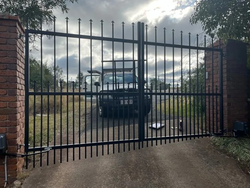 after Black Powder-coated Aluminium Swing Gate – Gate repairs, Kearneys Spring