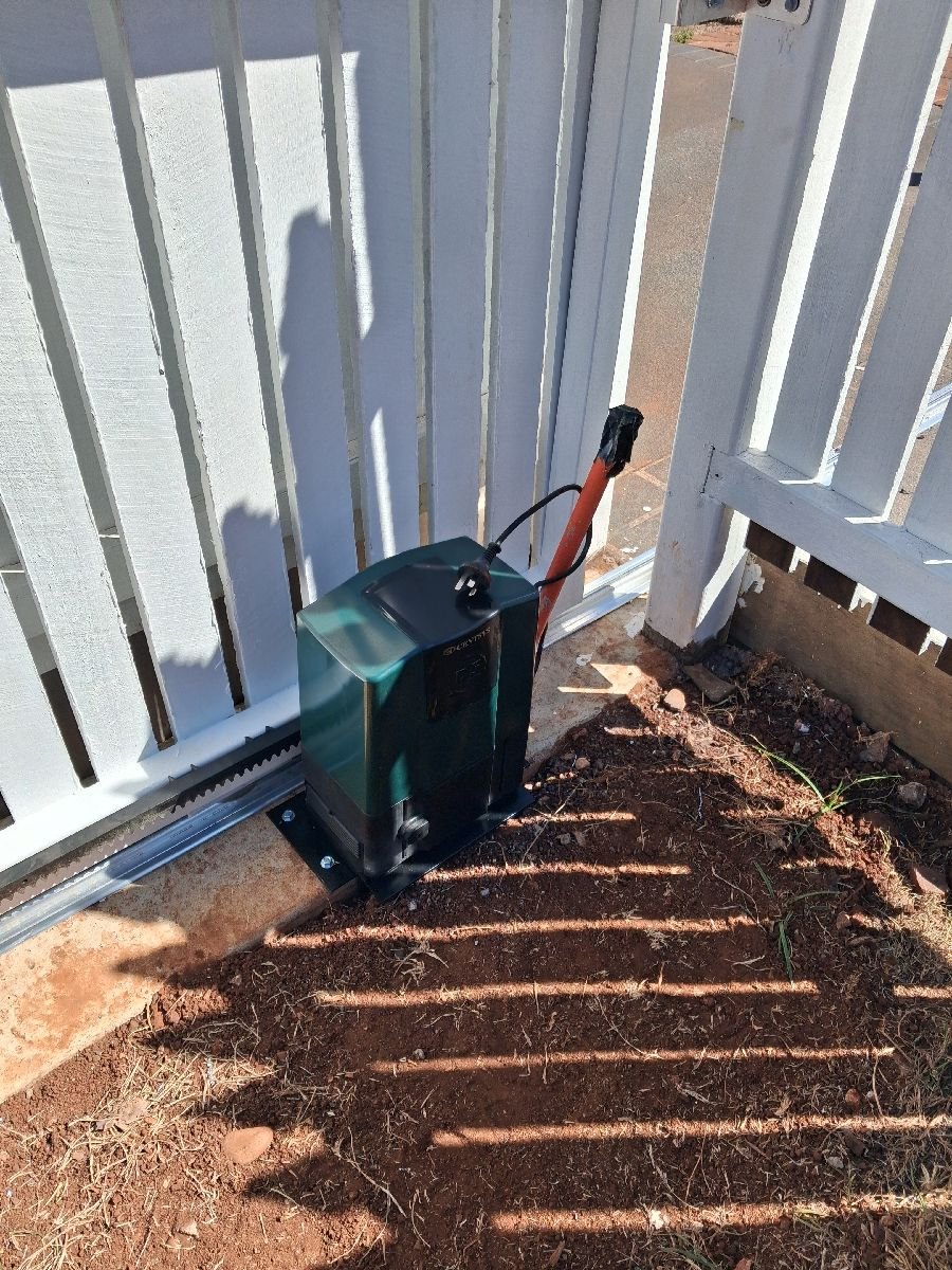 after White Powder-coated Steel Motor – Steel Frame + Motor (builder palings), East Toowoomba