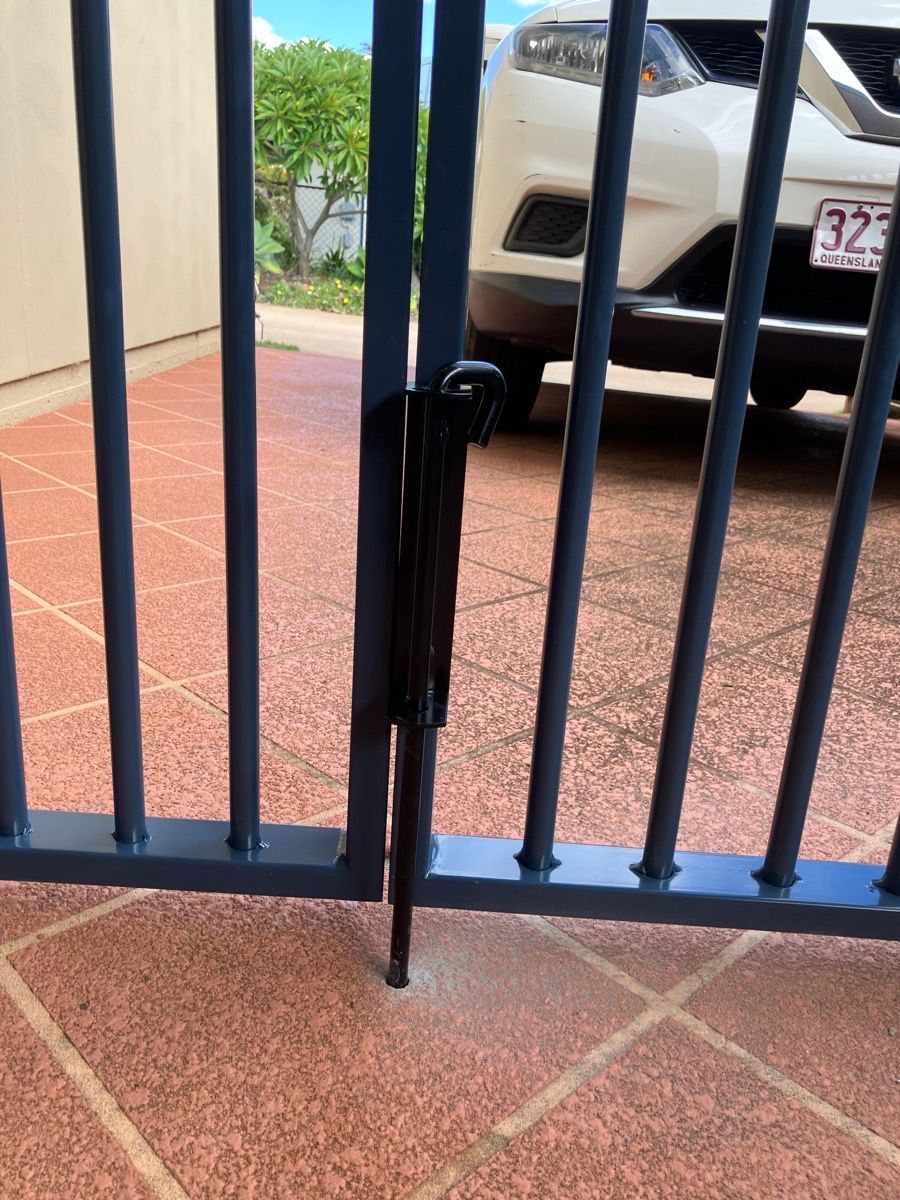 detail Dark Blue Powder-coated Steel Swing Gate – Manual Gates, Kearneys Spring