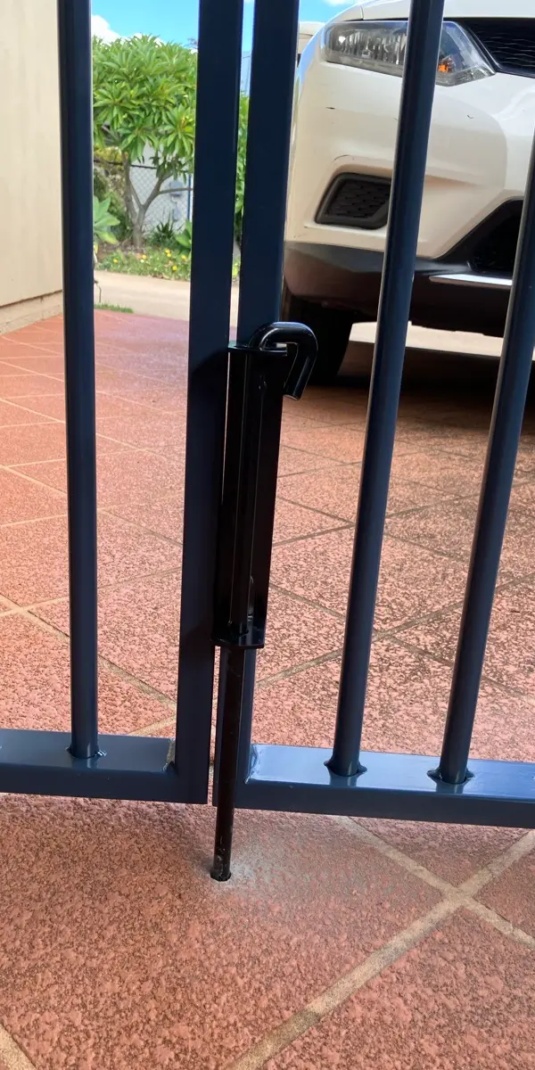 detail Dark Blue Powder-coated Steel Swing Gate – Manual Gates, Kearneys Spring