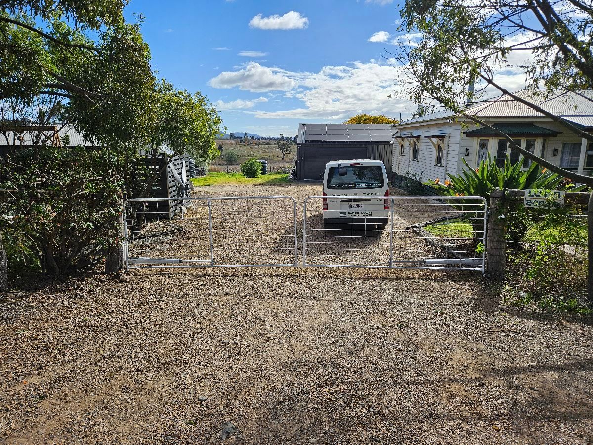 after Galvanised Pipe-Galvanised Rural – Gate Motor, Greenmount