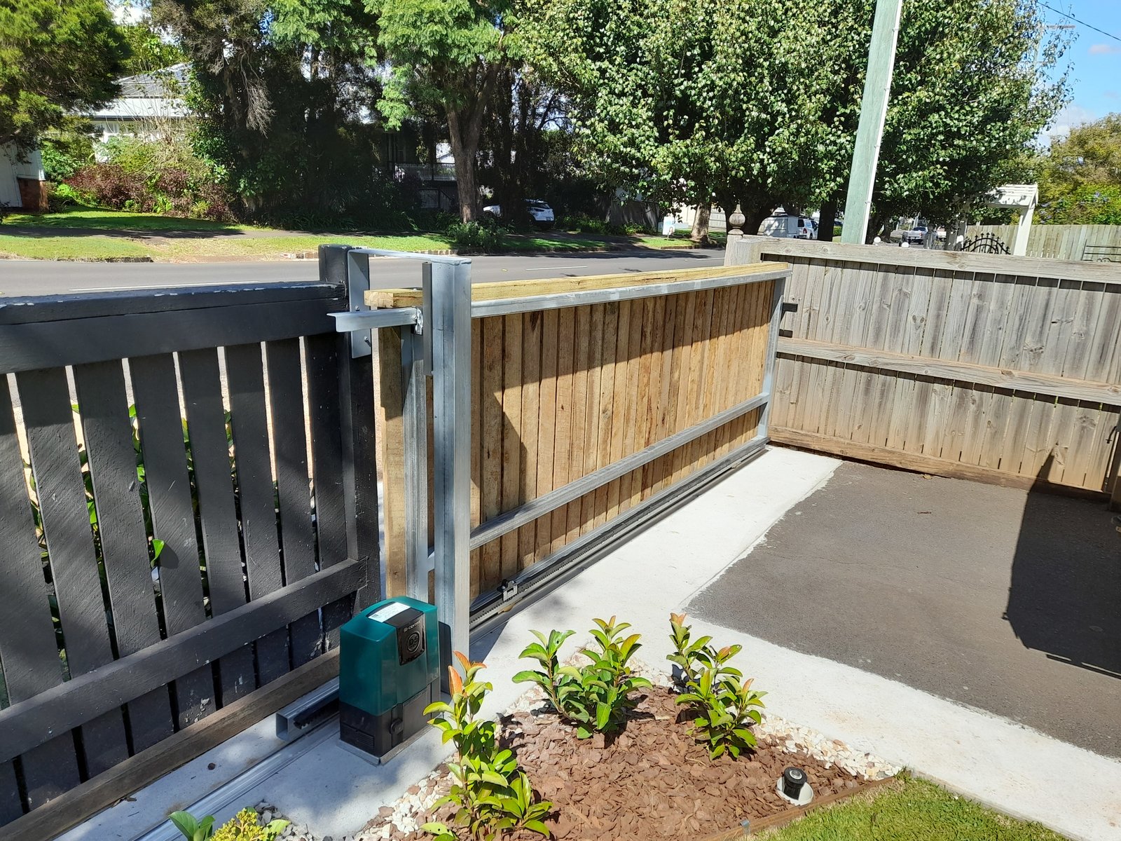 after Wood-look Colorbond + Galvanised Frame Sliding Gate – Gate Catch (Fabricated), Mount Lofty