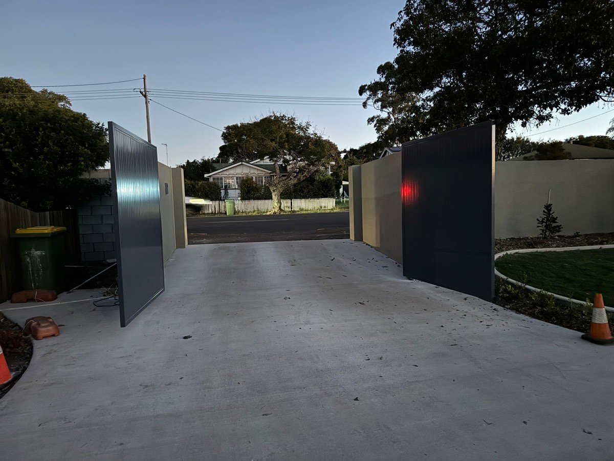 after Mixed Powder-coated Aluminium Swing Gate – 2 x Double Swing + PA Gate, Newtown