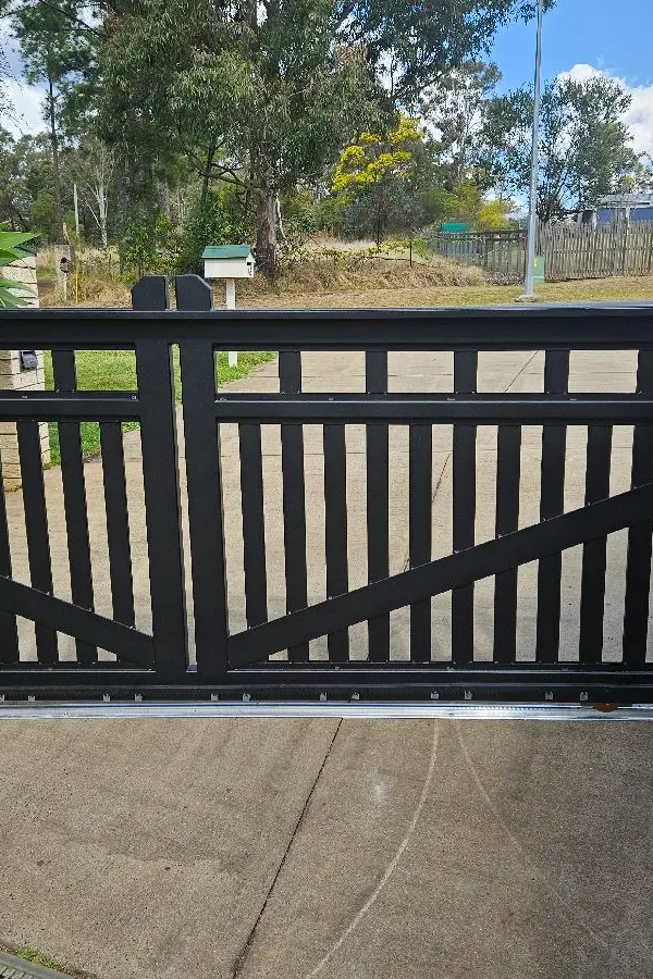after Black Pro-Texture Black Sliding Gate – Gate + Motor, Geham