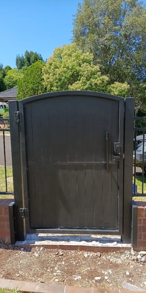 after Black Pro-Texture Black Swing Gate – Custom Arch-Top PA Gate, Middle Ridge