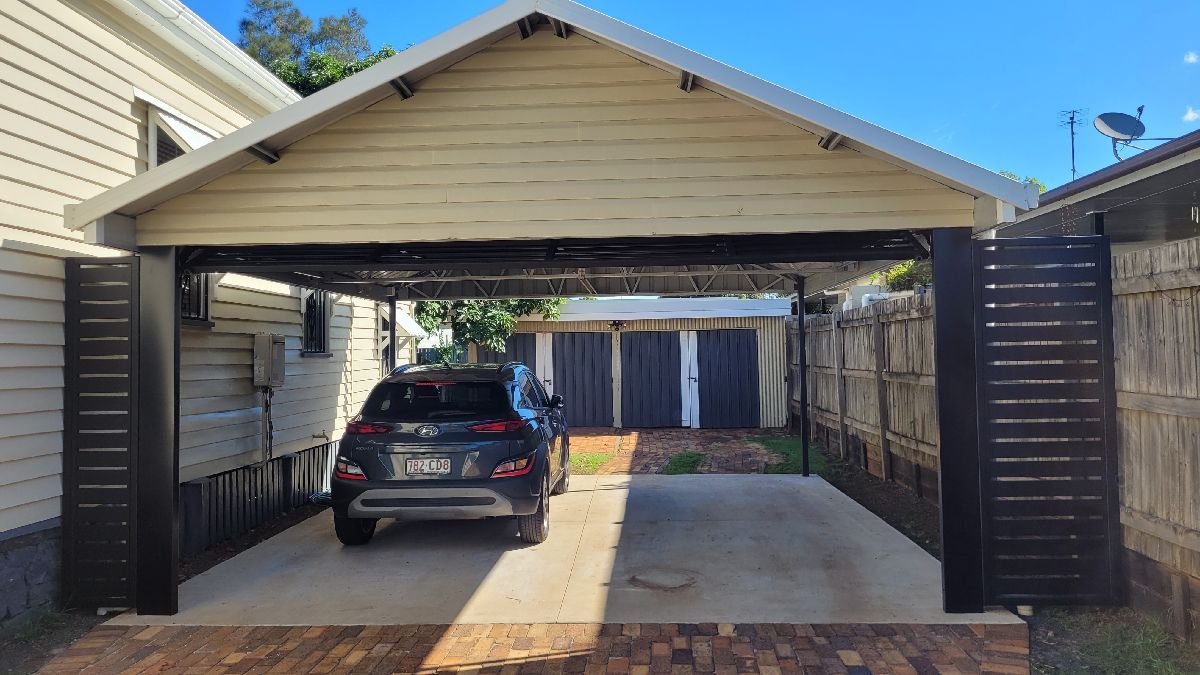 after Black Pro-Texture Black Swing Gate – Bar Grille + Motor, Newtown