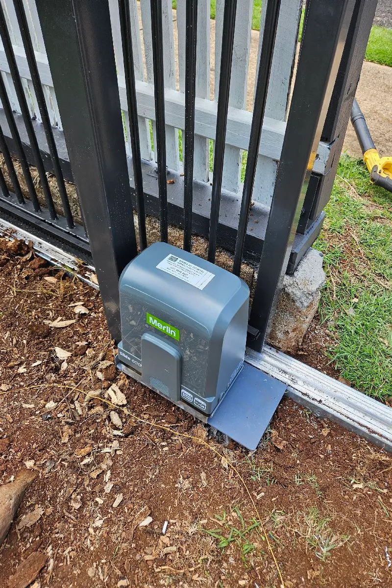 after Monument Pipe-Galvanised Sliding Gate – Slide Gate + Motor, Newtown