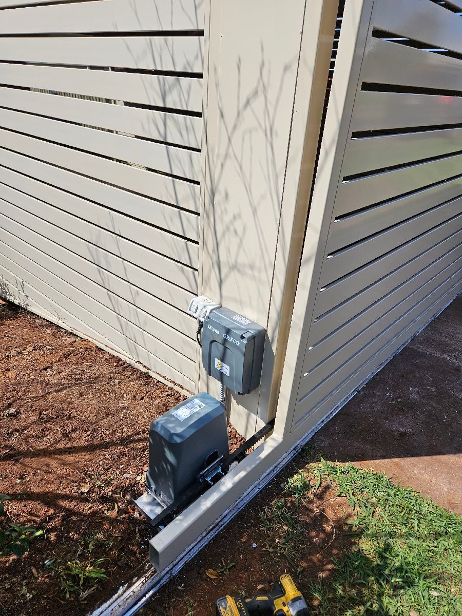after Cream Powder-coated Aluminium Sliding Gate – Slide Gate, Centenary Heights