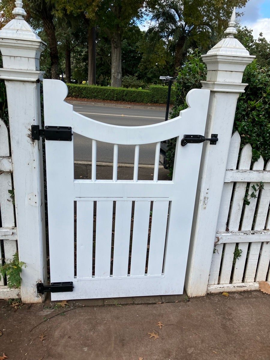 after White Powder-coated Aluminium Sliding Gate – Aluminium Sliding Gate, Newtown