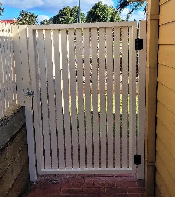 after Cream Powder-coated Steel Swing Gate – DBL Swing Gate + PA, Middle Ridge
