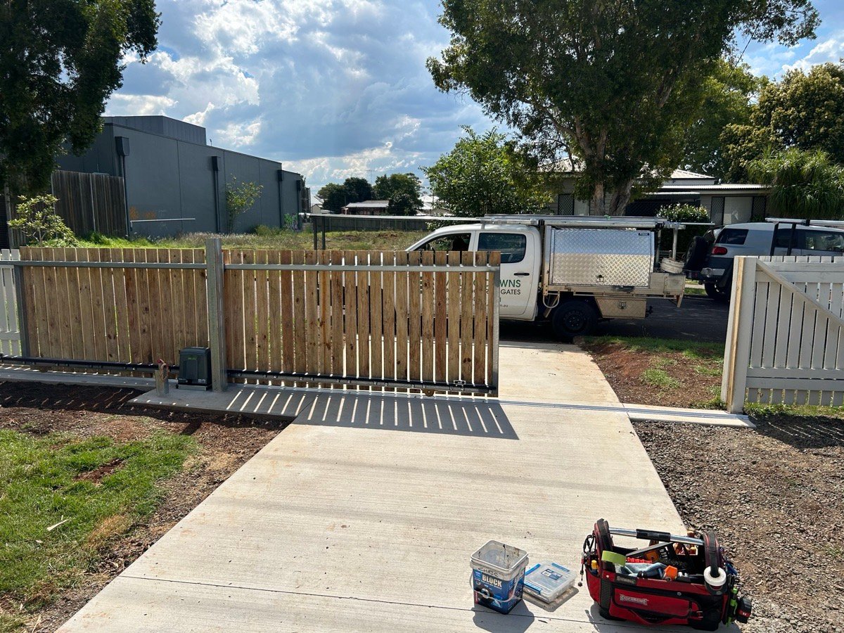 after White + Galvanised Colorbond + Galvanised Frame Sliding Gate – Gate + Motor, Newtown