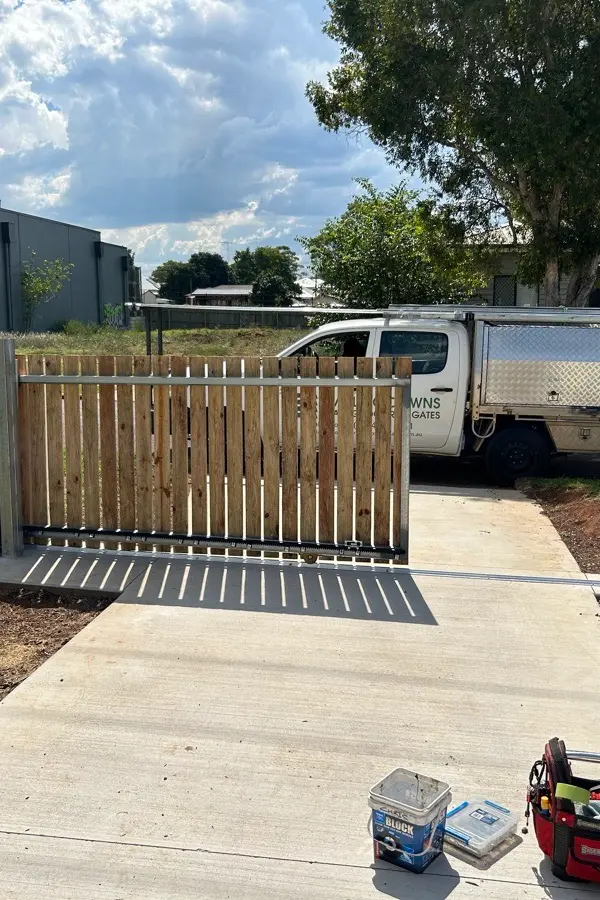 after White + Galvanised Colorbond + Galvanised Frame Sliding Gate – Gate + Motor, Newtown