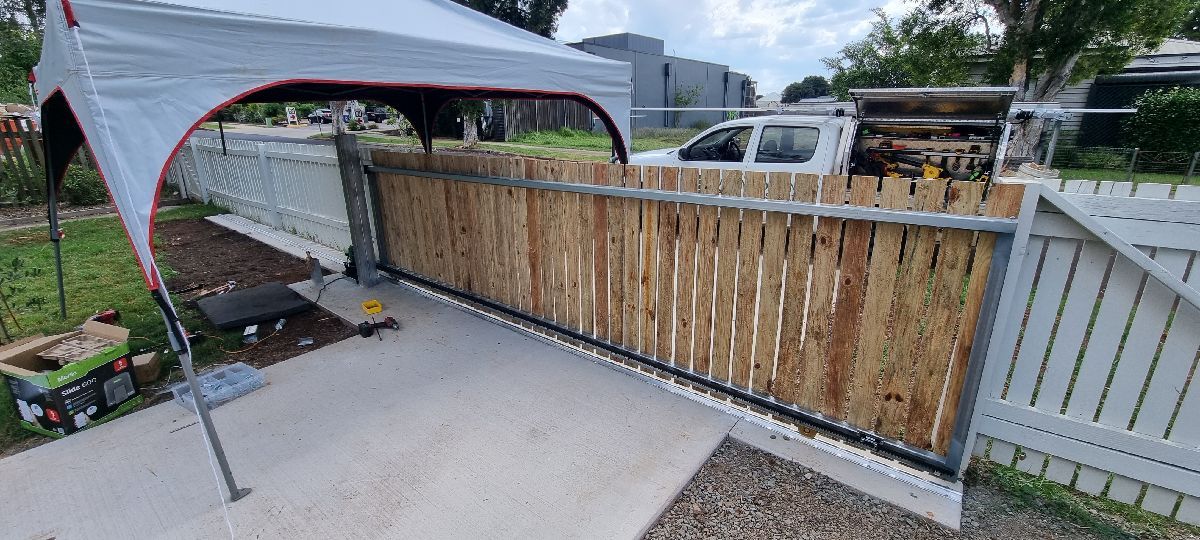 after White + Galvanised Colorbond + Galvanised Frame Sliding Gate – Gate + Motor, Newtown
