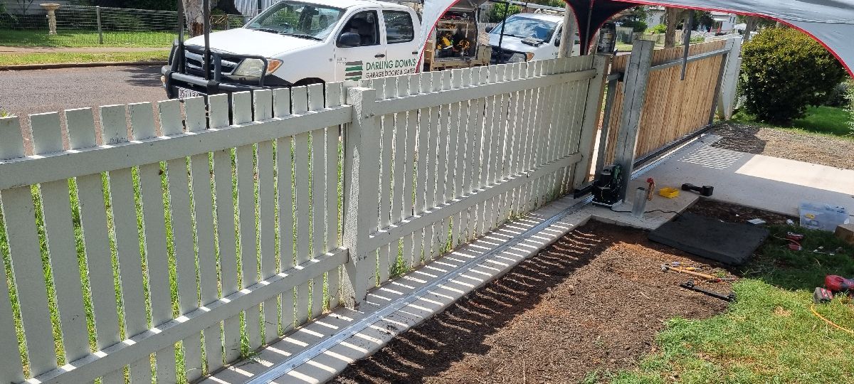 after White + Galvanised Colorbond + Galvanised Frame Sliding Gate – Gate + Motor, Newtown