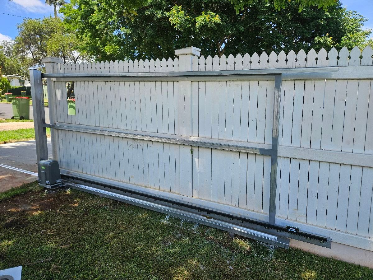 after Galvanised + Timber Colorbond + Galvanised Frame Sliding Gate – Slide Gate + Motor, South Toowoomba