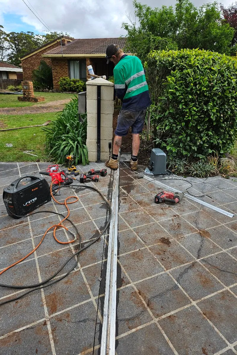 in progress N/A N/A Action Shot – Gate Fabrication + Motorisation, Centenary Heights