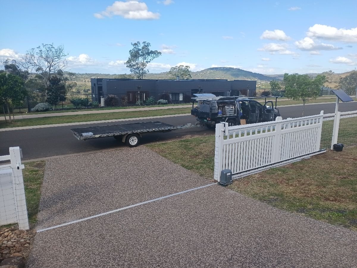 after Pro Texture White Powder-coated Aluminium Sliding Gate – Slide Gate + Motor, Mount Rascal