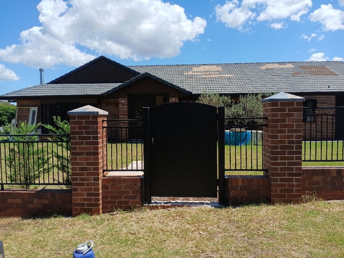after Black Pro-Texture Black Swing Gate – Custom Arch-Top PA Gate, Middle Ridge