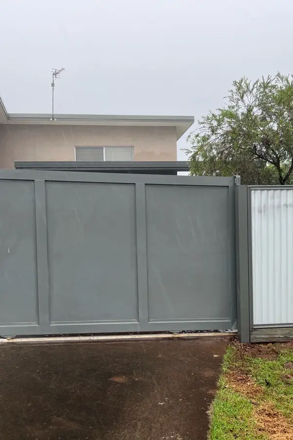 after Woodland Grey Colorbond Steel Sliding Gate – Guide Post, Rangeville