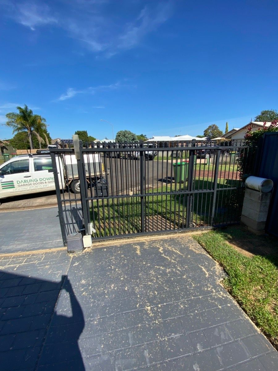 before Black Powder-coated Aluminium Sliding Gate – Gate Repairs, Kearneys Spring