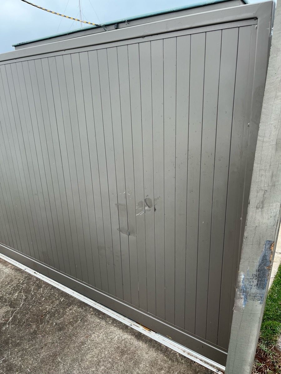 detail Jasper Colorbond Steel Sliding Gate – Gate Repairs, Rangeville