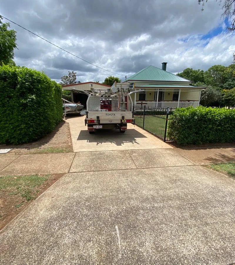 before N/A N/A Sliding Gate – Gate + Motor, Newtown