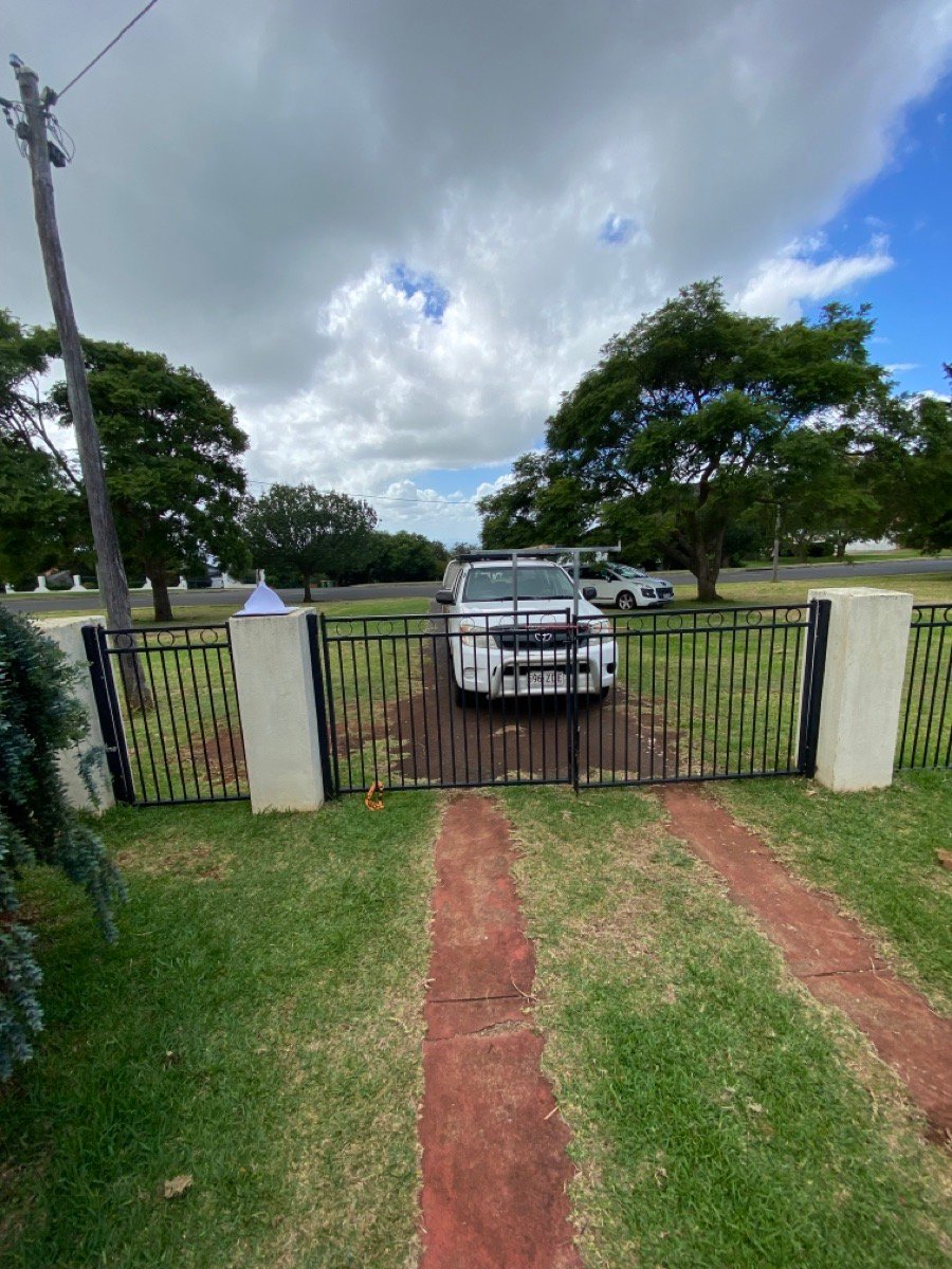 before Black Powder-coated Aluminium Sliding Gate – Slide Gate + Motor, Rangeville