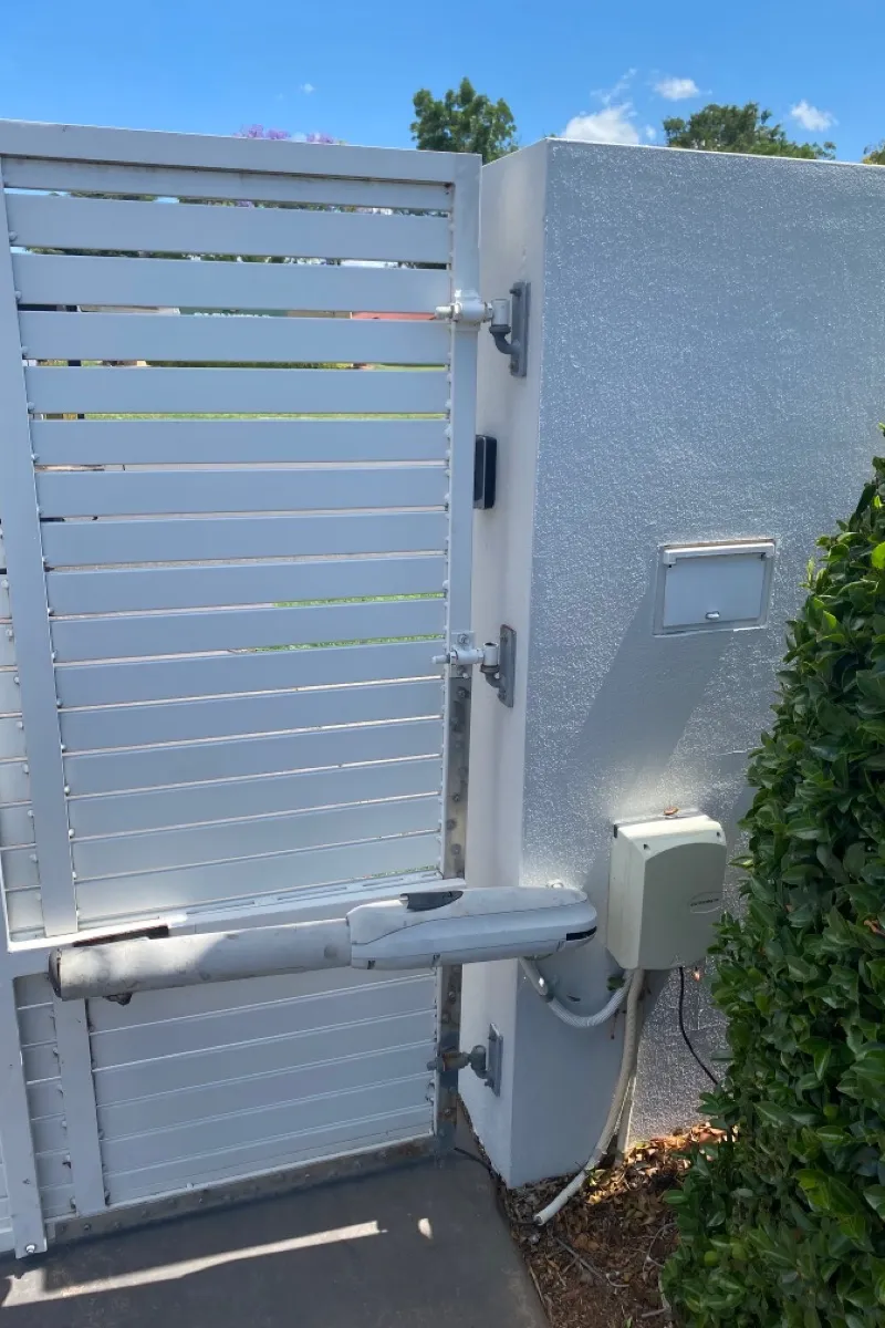 before White Powder-coated Aluminium Swing Gate – Gate + Motor, Middle Ridge