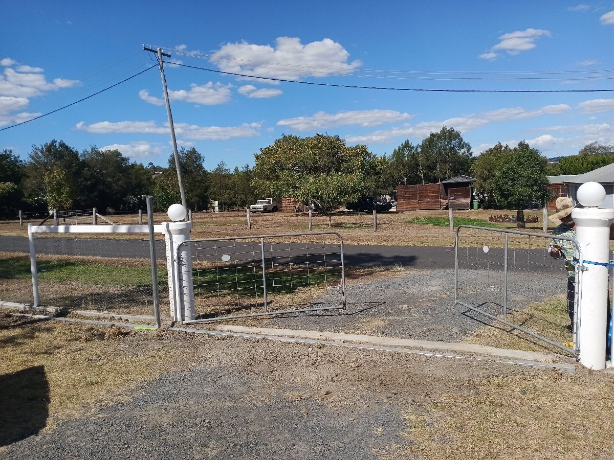 before N/A N/A Sliding Gate – Sliding Gate, Gowrie Junction