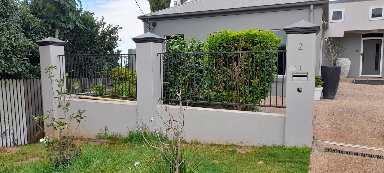 before Black Powder-coated Aluminium Sliding Gate – Front Gate, Rangeville