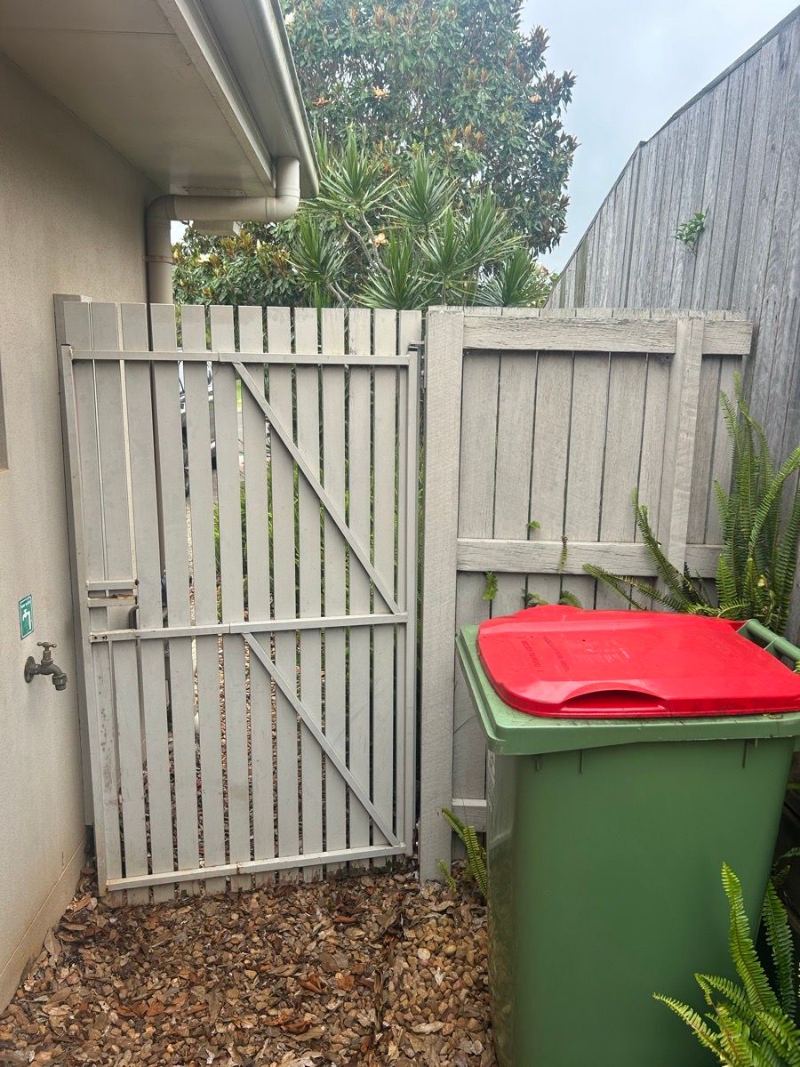 before N/A Timber Swing Gate – PA Gates x 2, Rangeville