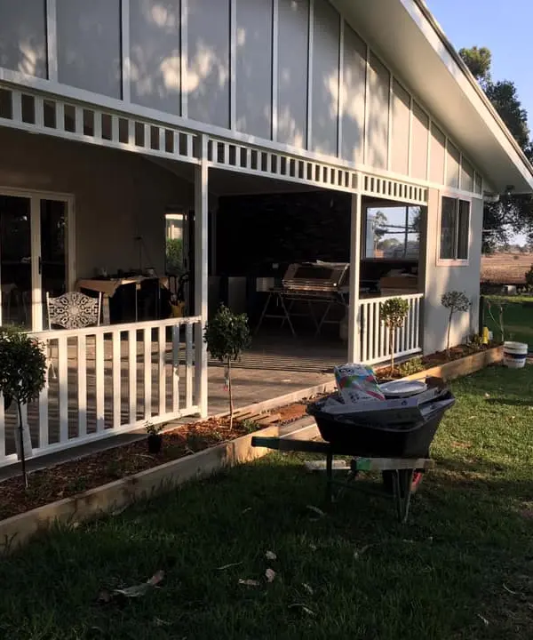 before White Timber Swing Gate – Personal Gates, Westbrook