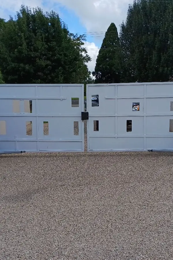 before White Aluminium Sliding Gate – Gate Fabrication, Rangeville