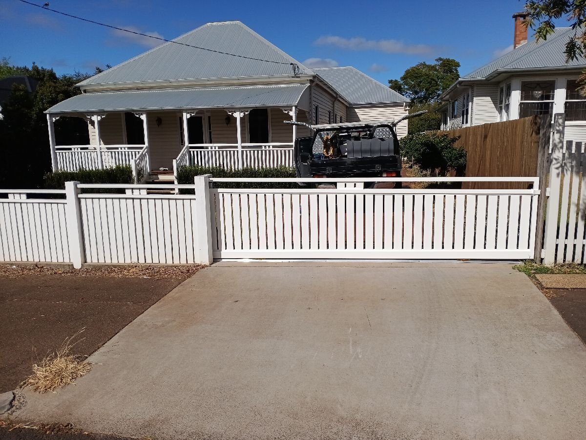 before White Timber Sliding Gate – Slide Gate & Motor, Newtown