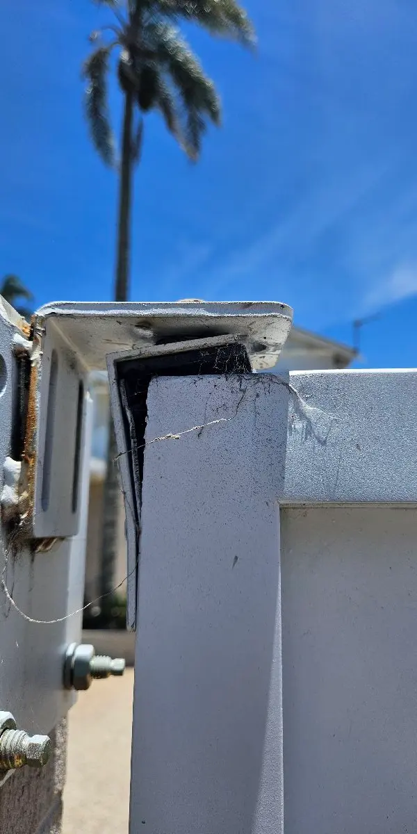 before White Powder-coated Aluminium Sliding Gate – 2026 - GAte Split Repair, Rangeville