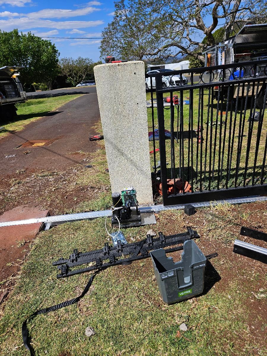 in progress Black Powder-coated Aluminium Sliding Gate – Slide Gate + Motor, Rangeville